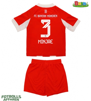 Bayern Munich Kim Min-jae #3 Hemmaställ Barn 2025-26 Kortärmad (+ Korta byxor)